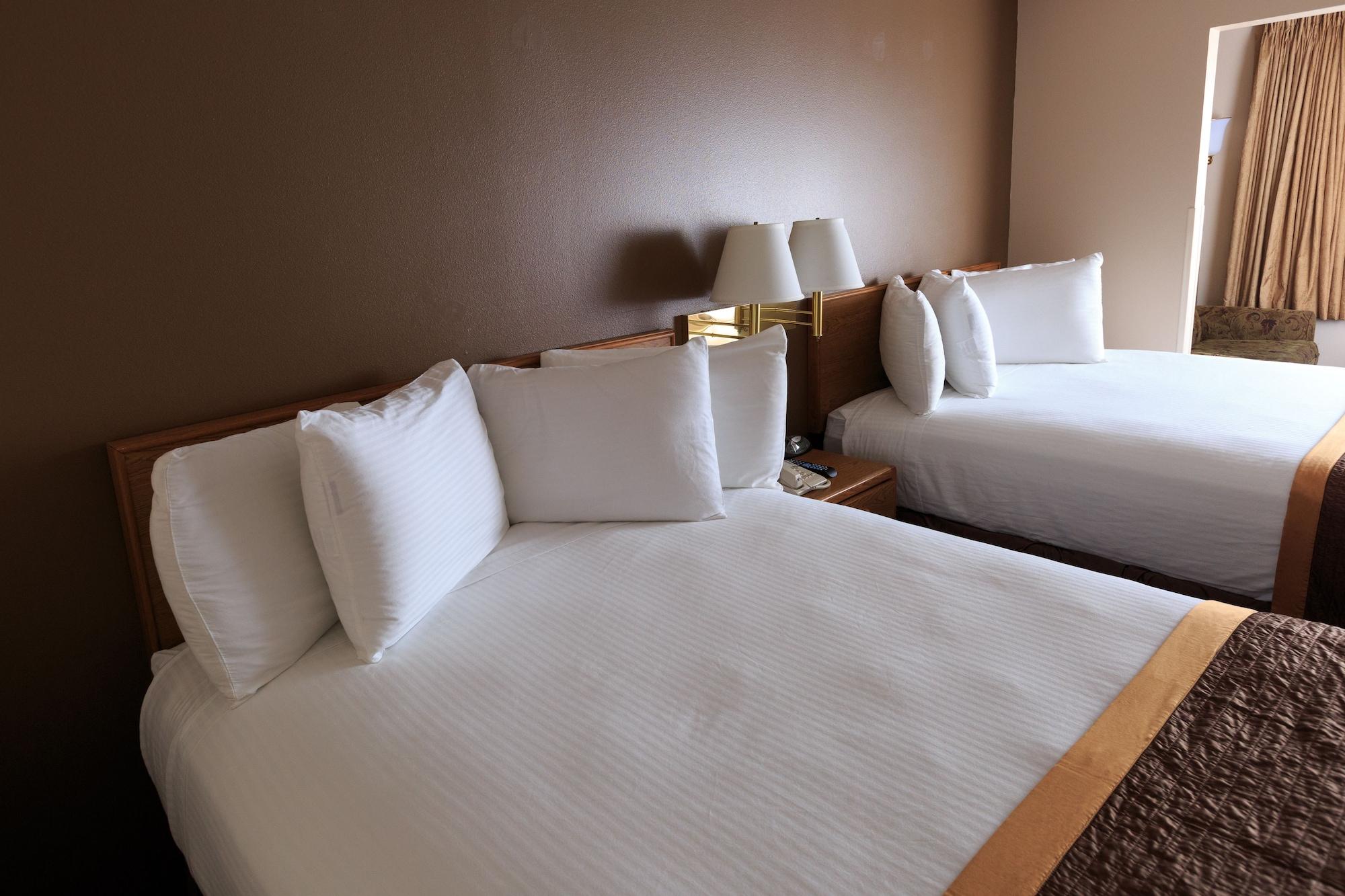 New Victorian Inn & Suites Lincoln Exteriér fotografie