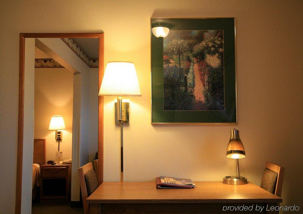 New Victorian Inn & Suites Lincoln Pokoj fotografie